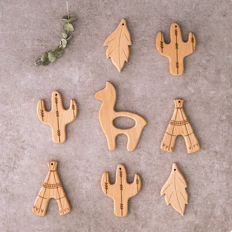 Wooden Animal Teether Pendant – Safe Baby Gym Toy, Beech Wood