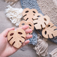 Wooden Animal Teether Pendant – Safe Baby Gym Toy, Beech Wood